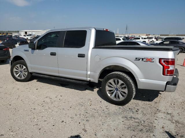 1FTEW1CP2JKC21561 - 2018 FORD F150 SUPERCREW SILVER photo 2