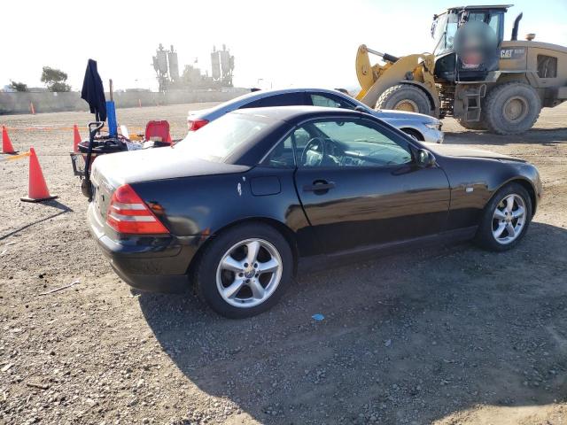 WDBKK47F4XF134956 - 1999 MERCEDES-BENZ SLK 230 KOMPRESSOR BLACK photo 3