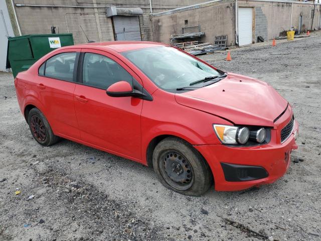 1G1JA5SHXG4114889 - 2016 CHEVROLET SONIC LS RED photo 4