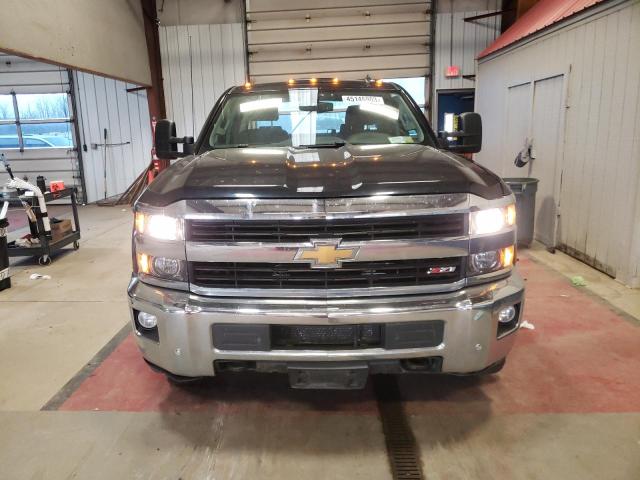 1GC1KWE89FF145561 - 2015 CHEVROLET SILVERADO K2500 HEAVY DUTY LTZ BLACK photo 5