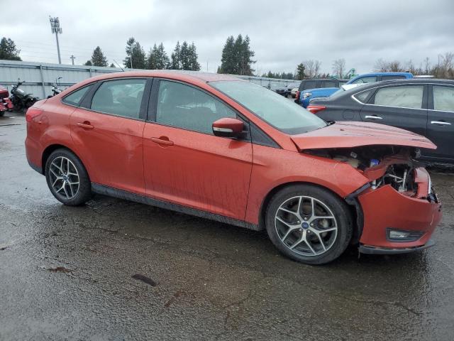 1FADP3H20JL325886 - 2018 FORD FOCUS SEL RED photo 4