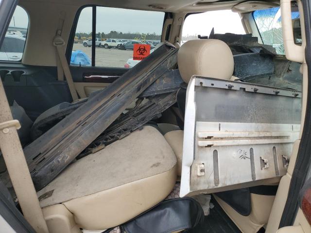 5LMFU28575LJ14408 - 2005 LINCOLN NAVIGATOR ვერცხლისფერი ფოტო 11