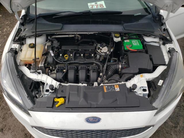 1FADP3H21JL299590 - 2018 FORD FOCUS SEL WHITE photo 11