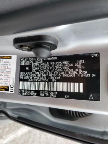 JTJBT20X560108953 - 2006 LEXUS GX 470 SILVER photo 13