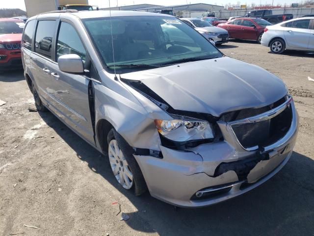 2C4RC1BG0DR755286 - 2013 CHRYSLER TOWN & COU TOURING ვერცხლისფერი ფოტო 4