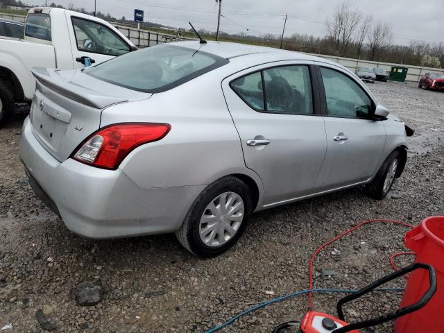 3N1CN7AP0JL856179 - 2018 NISSAN VERSA S SILVER photo 3