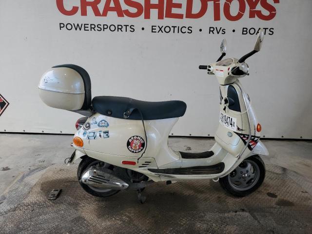 2005 VESPA M198F, 