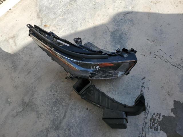 5TDGZRAH0MS038103 - 2021 TOYOTA HIGHLANDER XLE 银色 照片 13