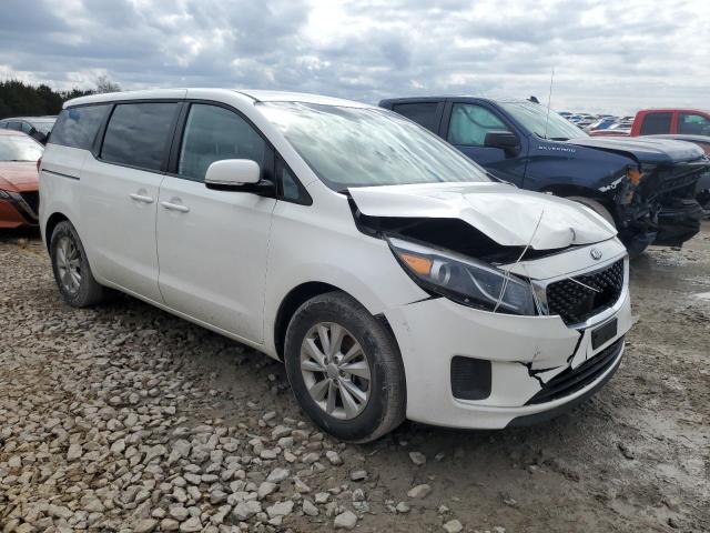 KNDMA5C11H6304477 - 2017 KIA SEDONA L WHITE photo 4