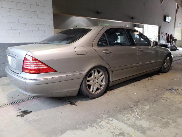 WDBNG70JX3A327764 - 2003 MERCEDES-BENZ S 430 GRAY photo 3