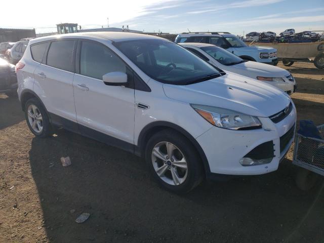 1FMCU9GX6EUD18600 - 2014 FORD ESCAPE SE WHITE photo 4