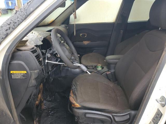KNDJP3A51F7114973 - 2015 KIA SOUL + WHITE photo 7