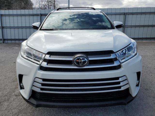 5TDKZRFH1KS572694 - 2019 TOYOTA HIGHLANDER SE WHITE photo 5