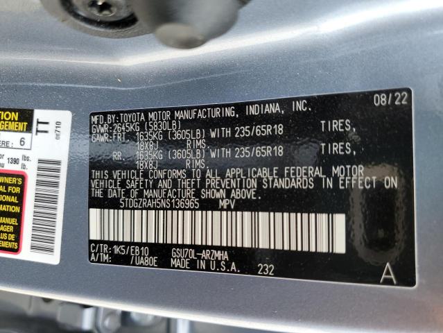 5TDGZRAH5NS136965 - 2022 TOYOTA HIGHLANDER XLE Mavi foto 12