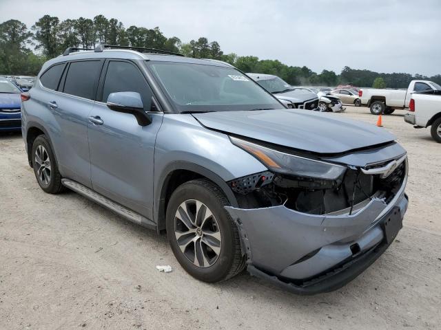 5TDGZRAH5NS136965 - 2022 TOYOTA HIGHLANDER XLE Mavi foto 4