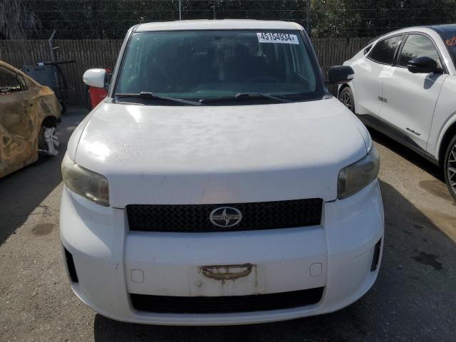 JTLKE50E581026462 - 2008 TOYOTA SCION XB WHITE photo 5