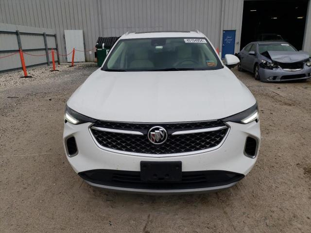 LRBFZSR44MD105963 - 2021 BUICK ENVISION AVENIR WHITE photo 5