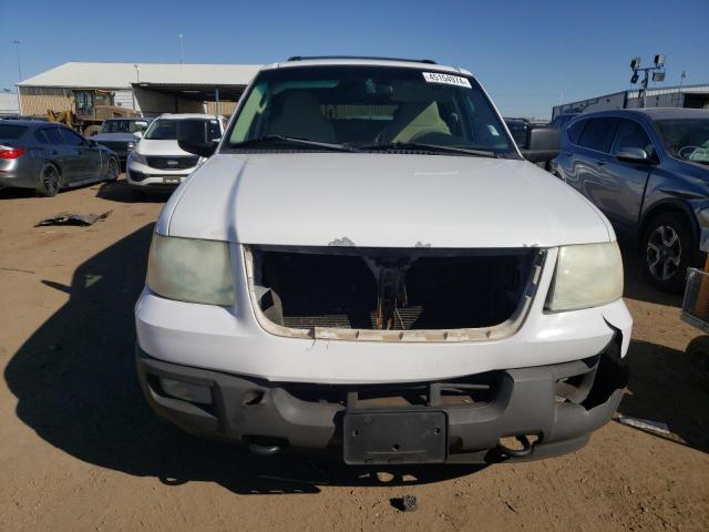 1FMPU16L24LA72148 - 2004 FORD EXPEDITION XLT WHITE photo 5