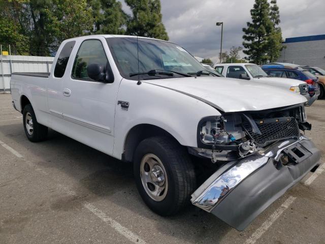 1FTRX17WX2NB94318 - 2002 FORD F150 WHITE photo 4