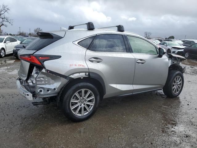 JTJYARBZ0K2117758 - 2019 LEXUS NX 300 BASE 银色 照片 3