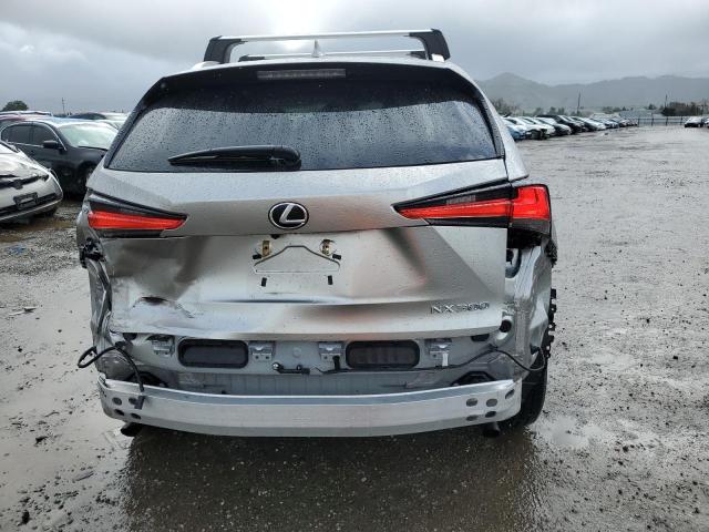 JTJYARBZ0K2117758 - 2019 LEXUS NX 300 BASE 银色 照片 6