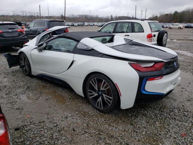 WBY2Z6C56KVG97982 - 2019 BMW I8 WHITE photo 2