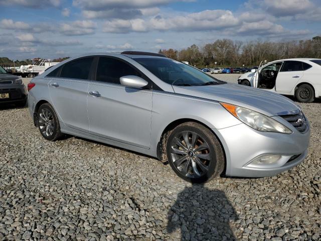 5NPEC4AC6BH253519 - 2011 HYUNDAI SONATA SE SILVER photo 4