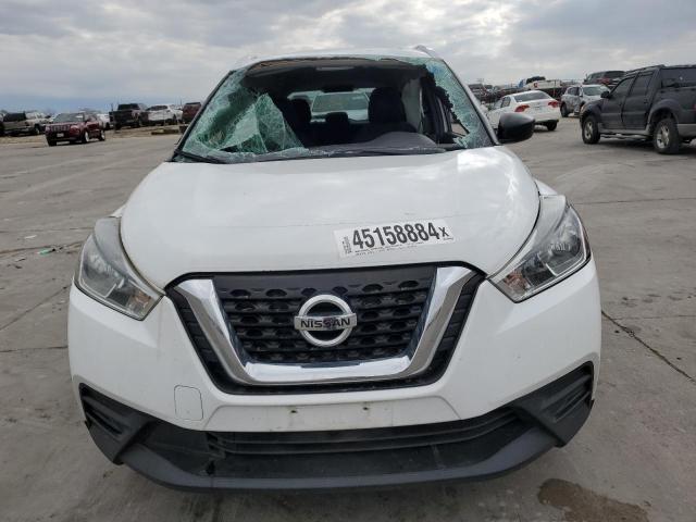 3N1CP5CU3KL500294 - 2019 NISSAN KICKS S WHITE photo 5