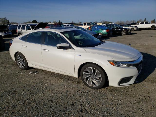 19XZE4F94KE018582 - 2019 HONDA INSIGHT TOURING WHITE photo 4