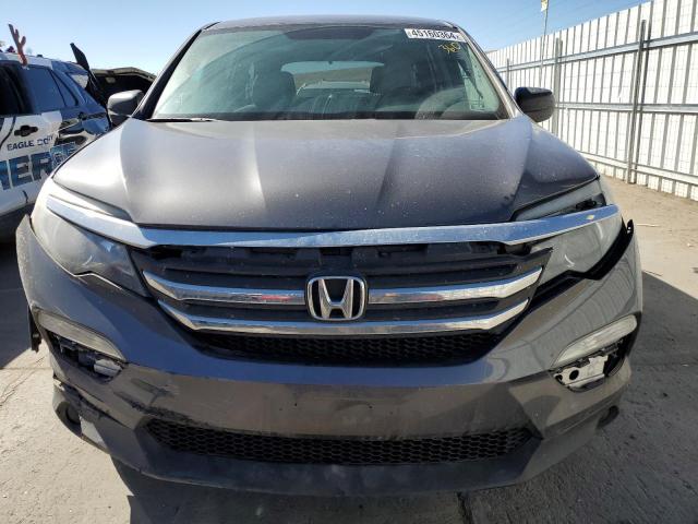 5FNYF5H15JB007850 - 2018 HONDA PILOT LX GRAY photo 5