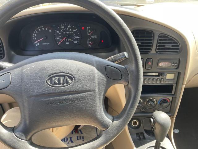 KNAFB121515027034 - 2001 KIA SEPHIA BASE WHITE photo 9