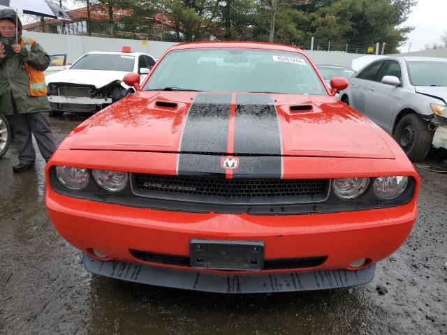 2B3CJ4DVXAH103125 - 2010 DODGE CHALLENGER SE RED photo 5