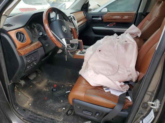 5TFGY5F14EX156125 - 2014 TOYOTA TUNDRA CREWMAX PLATINUM გრაფიტი ფოტო 7