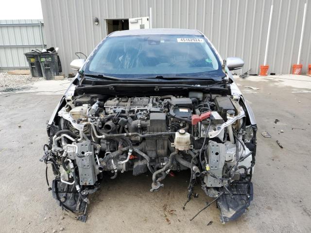 JTDKARFP4J3078960 - 2018 TOYOTA PRIUS PRIM 银色 照片 5