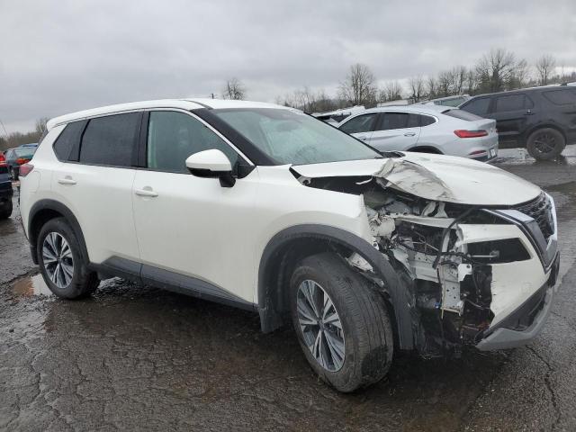 5N1BT3BBXPC755385 - 2023 NISSAN ROGUE SV WHITE photo 4