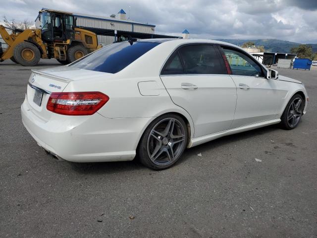 WDDHF7HB5BA352381 - 2011 MERCEDES-BENZ E 63 AMG WHITE photo 3