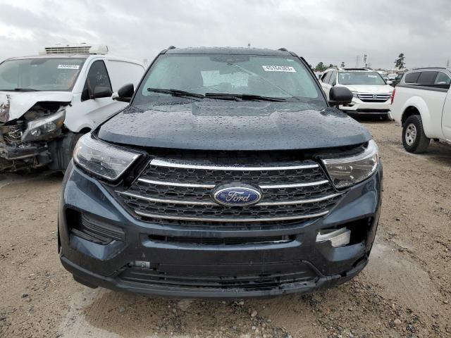 1FMSK7DH5NGA54514 - 2022 FORD EXPLORER XLT CHARCOAL photo 5