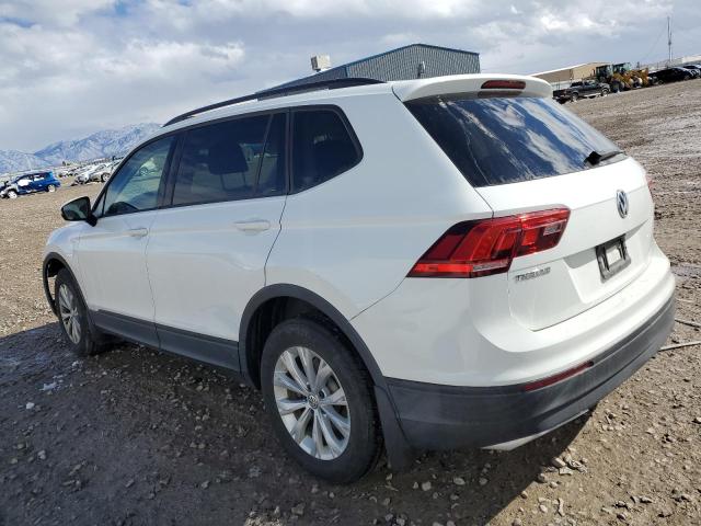 3VV1B7AX8JM091862 - 2018 VOLKSWAGEN TIGUAN S WHITE photo 2