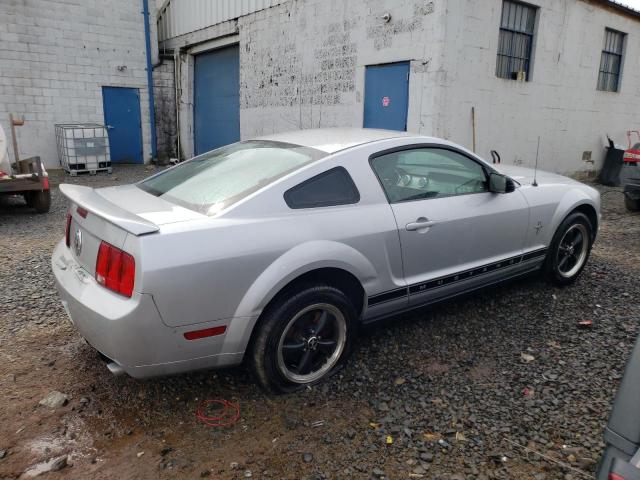 1ZVFT80N165223376 - 2006 FORD MUSTANG ST SILVER photo 3