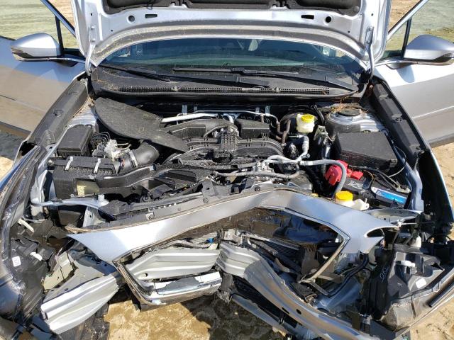 4S4BTAMC8M3180676 - 2021 SUBARU OUTBACK LIMITED SILVER photo 12