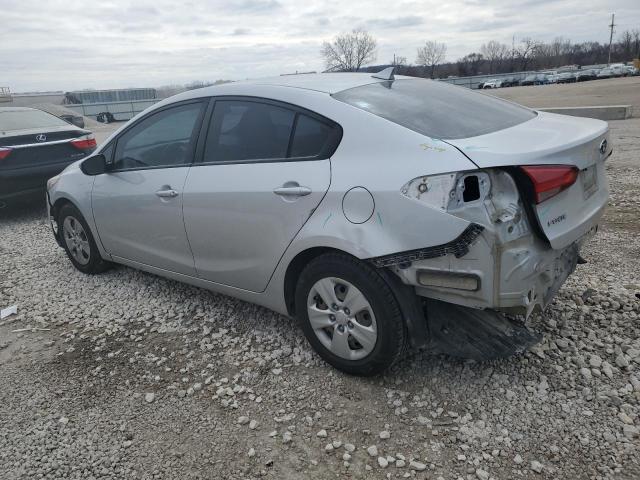 3KPFK4A70HE045854 - 2017 KIA FORTE LX SILVER photo 2