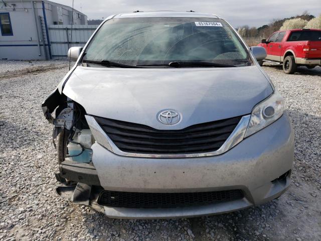 5TDKK3DC3ES450786 - 2014 TOYOTA SIENNA LE SILVER photo 5