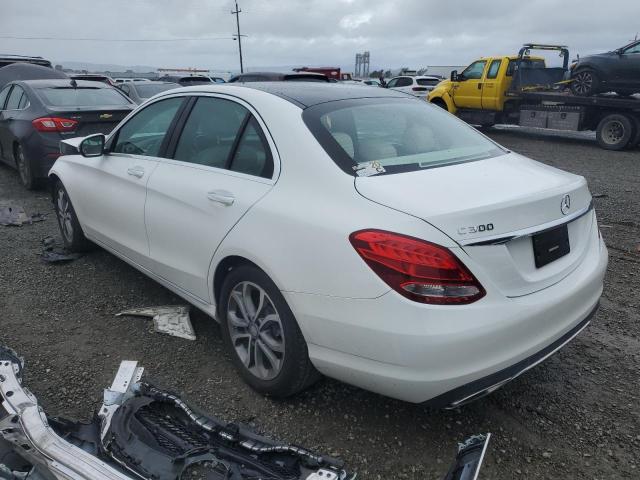 55SWF4JBXHU189039 - 2017 MERCEDES-BENZ C 300 WHITE photo 2