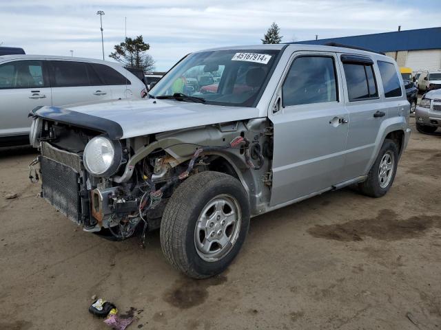 1J4NF1GBXAD675277 - 2010 JEEP PATRIOT SPORT SILVER photo 1