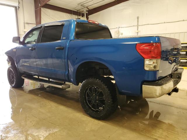 5TFDV54157X028526 - 2007 TOYOTA TUNDRA CREWMAX SR5 BLUE photo 2