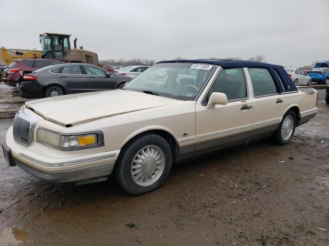 1LNLM82W0SY741833 - 1995 LINCOLN TOWN CAR SIGNATURE CREAM photo 1