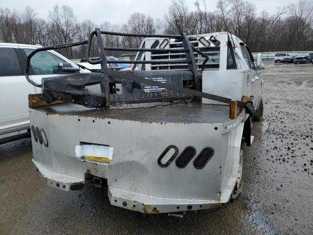 3C6UR5DL4FG502076 - 2015 RAM 2500 SLT SILVER photo 3