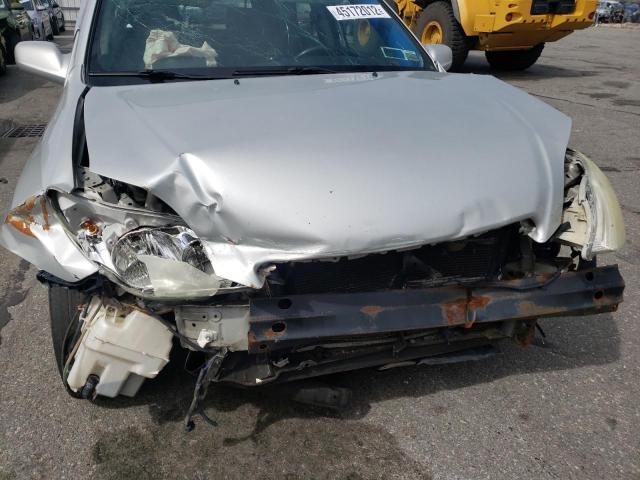 2T1KR32E24C287541 - 2004 TOYOTA COROLLA MA XR SILVER photo 9