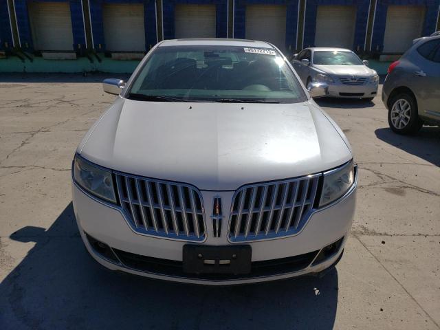 3LNHL2GC3AR620621 - 2010 LINCOLN MKZ WHITE photo 5