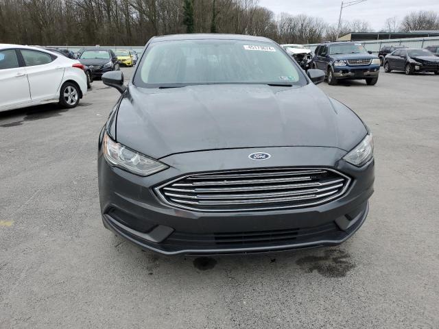 3FA6P0HD7JR157321 - 2018 FORD FUSION SE GRAY photo 5